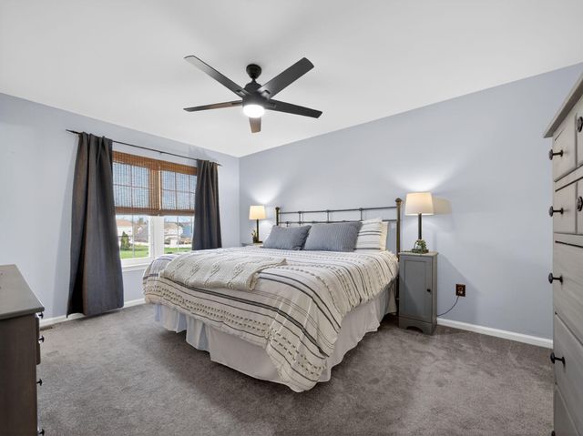 2040 VALLEY VIEW DR, Quakertown, PA 18951