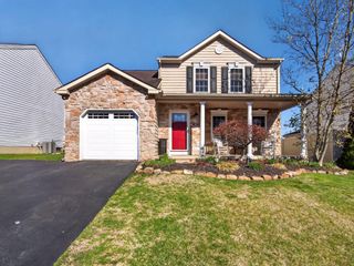 2040 VALLEY VIEW DR, Quakertown, PA 18951
