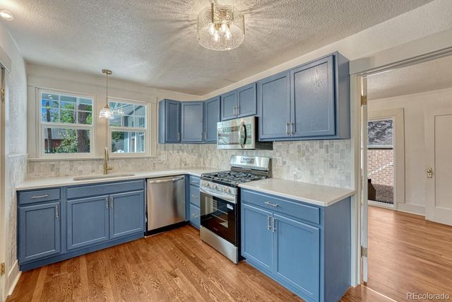 209 E Washington Street, Colorado Springs, CO 80907