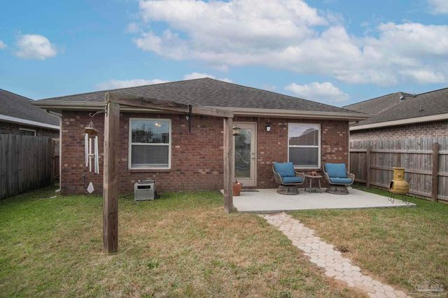 3952 Willow Glen Dr, Pace, FL 32571