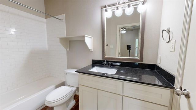 102 Richards Street, College Station, TX 77840