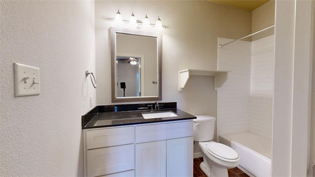 102 Richards Street, College Station, TX 77840