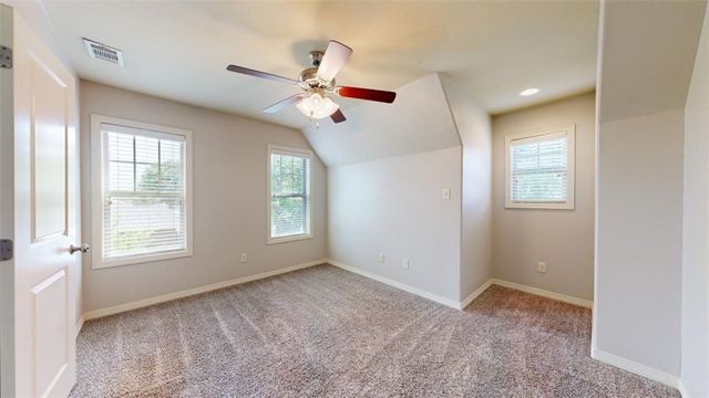 102 Richards Street, College Station, TX 77840