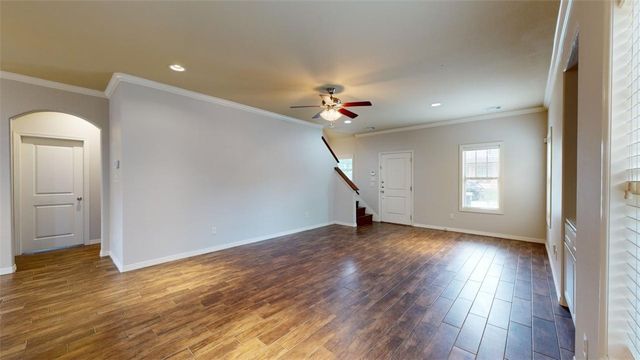 102 Richards Street, College Station, TX 77840