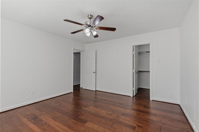 52 W Twinberry Place, The Woodlands, TX 77381