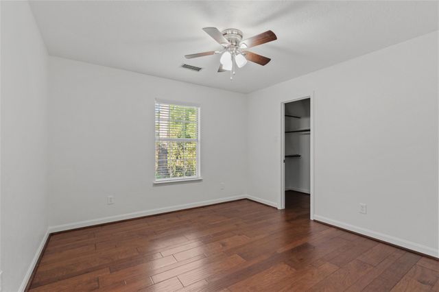 52 W Twinberry Place, The Woodlands, TX 77381