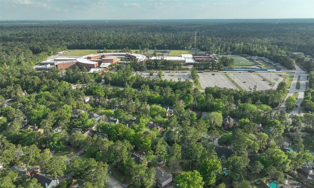 52 W Twinberry Place, The Woodlands, TX 77381