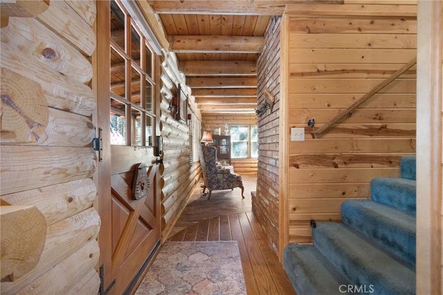 1521 Dogwood Way, Pine Mountain Club, CA 93222