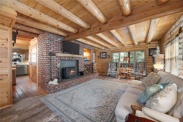 1521 Dogwood Way, Pine Mountain Club, CA 93222