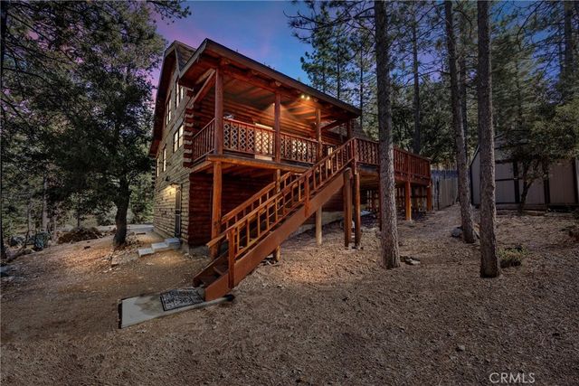 1521 Dogwood Way, Pine Mountain Club, CA 93222