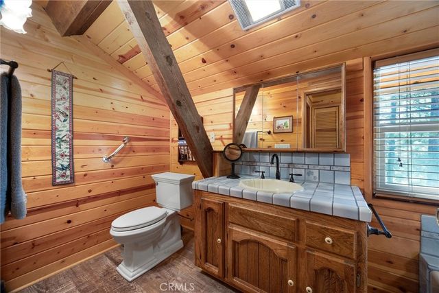 1521 Dogwood Way, Pine Mountain Club, CA 93222