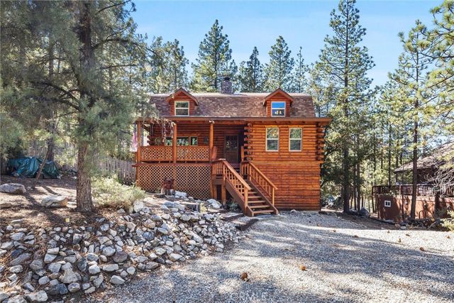 1521 Dogwood Way, Pine Mountain Club, CA 93222