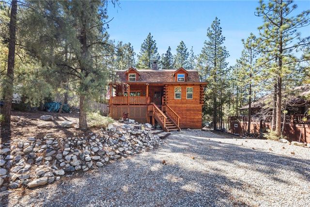 1521 Dogwood Way, Pine Mountain Club, CA 93222