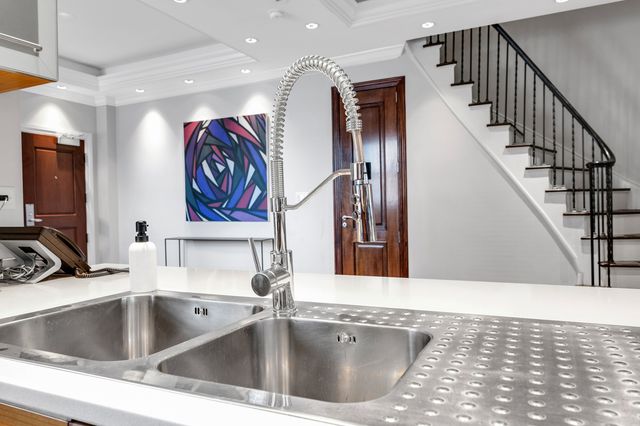 70 E WALTON Street 702-802, Chicago, IL 60611