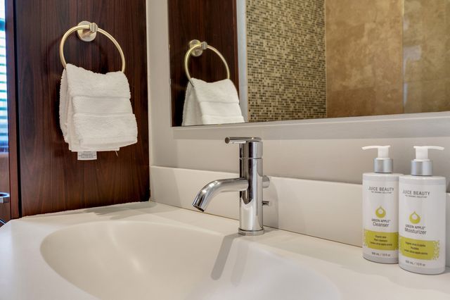 70 E WALTON Street 702-802, Chicago, IL 60611