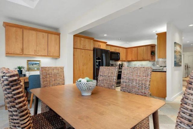 7020 Lantana, Carlsbad, CA 92011