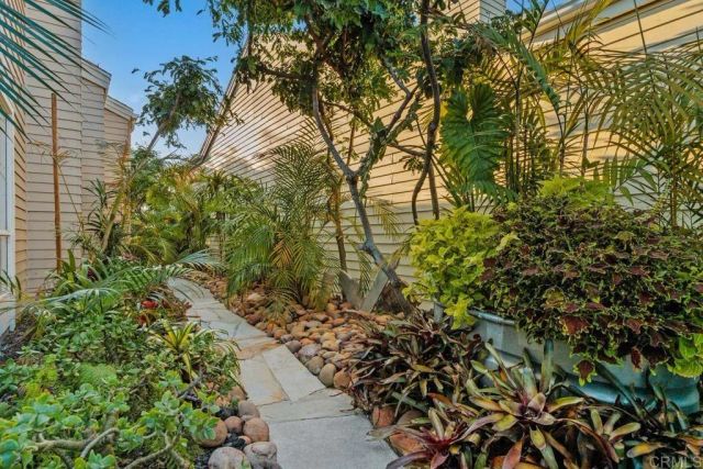 7020 Lantana, Carlsbad, CA 92011