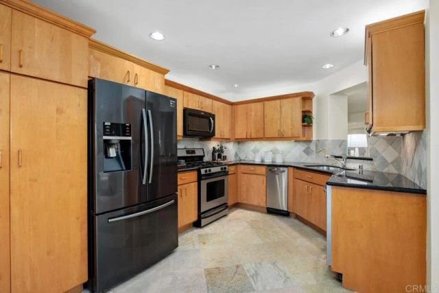 7020 Lantana, Carlsbad, CA 92011