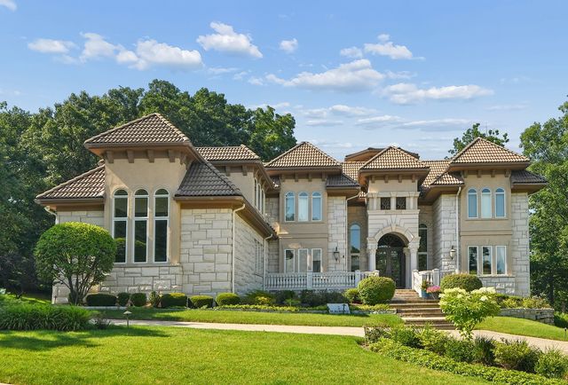 9620 Pacific Court, Burr Ridge, IL 60527