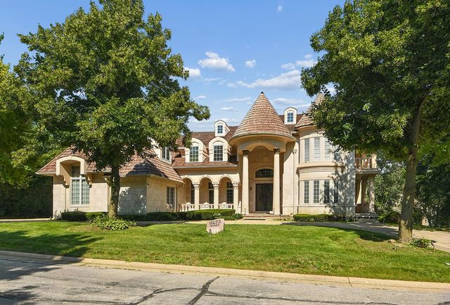 9620 Pacific Court, Burr Ridge, IL 60527