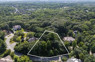 9620 Pacific Court, Burr Ridge, IL 60527