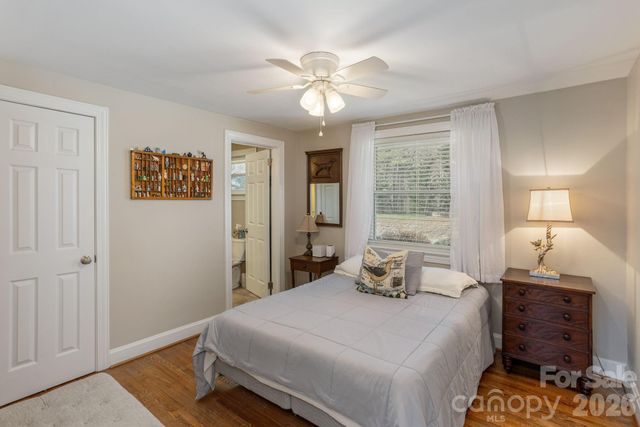 306 Taylor Street, Hendersonville, NC 28739