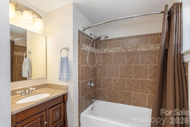 306 Taylor Street, Hendersonville, NC 28739