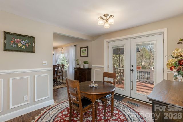 306 Taylor Street, Hendersonville, NC 28739