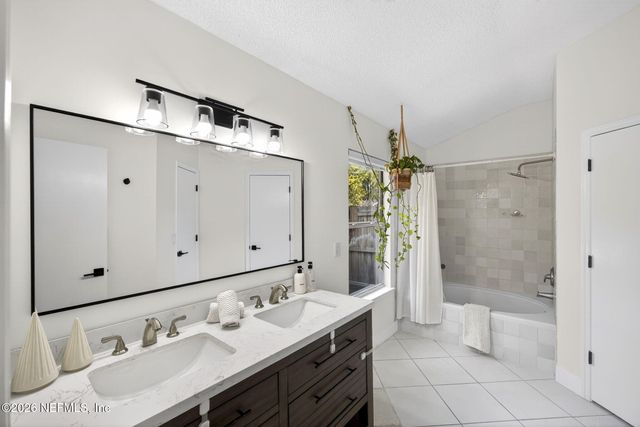 9515 BROKEN OAK Boulevard, Jacksonville, FL 32257
