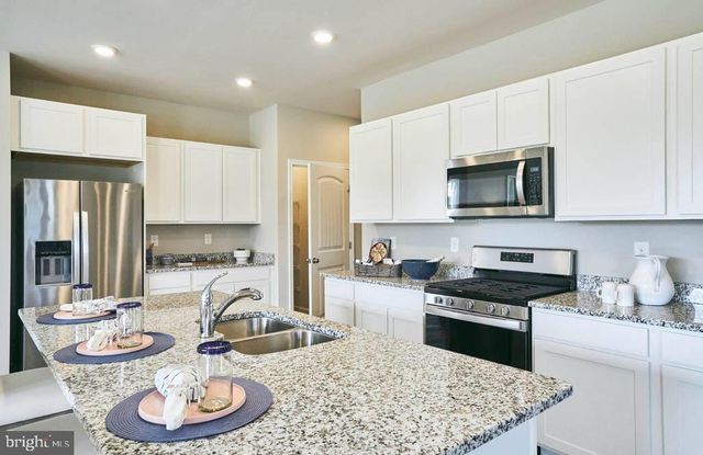 330 SARAH SIDE DR, Harrington, DE 19952