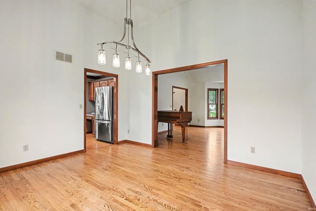 11199 Anderson Lake Drive, Granger, IN 46530