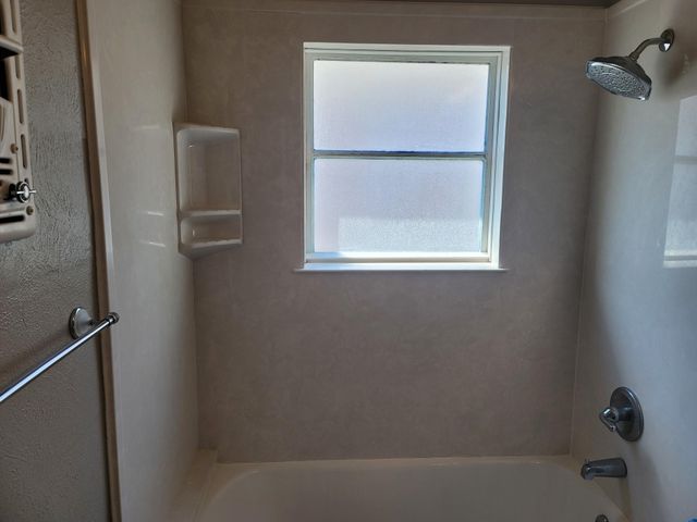 2301 45th Street, Galveston, TX 77551