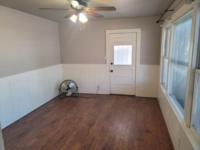 2301 45th Street, Galveston, TX 77551
