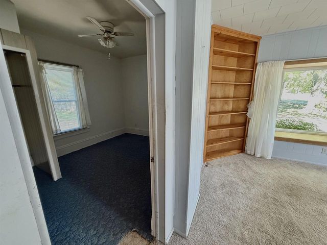 325 N WISCONSIN STREET, Berlin, WI 54923