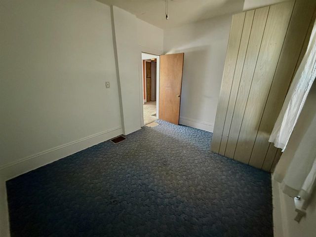 325 N WISCONSIN STREET, Berlin, WI 54923