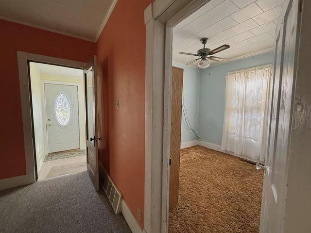 325 N WISCONSIN STREET, Berlin, WI 54923