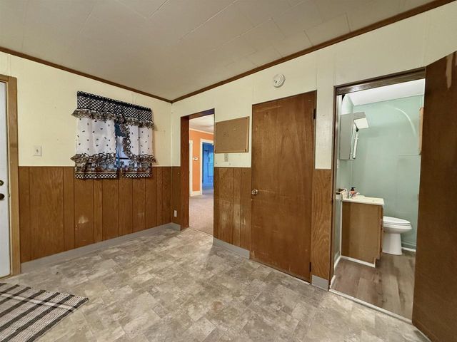 325 N WISCONSIN STREET, Berlin, WI 54923