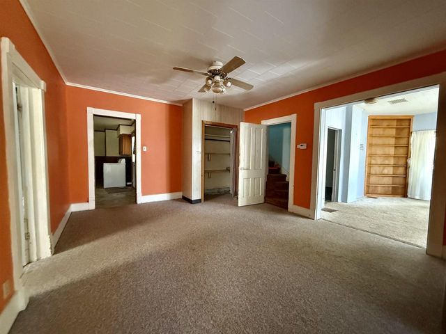 325 N WISCONSIN STREET, Berlin, WI 54923