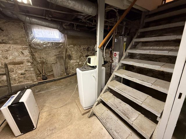 325 N WISCONSIN STREET, Berlin, WI 54923