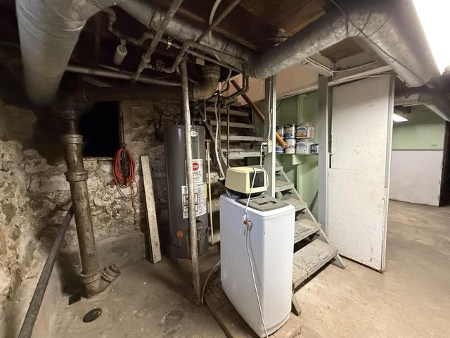 325 N WISCONSIN STREET, Berlin, WI 54923