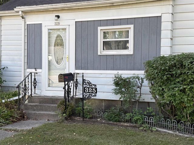 325 N WISCONSIN STREET, Berlin, WI 54923