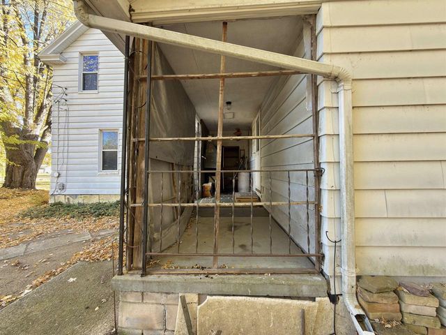 325 N WISCONSIN STREET, Berlin, WI 54923