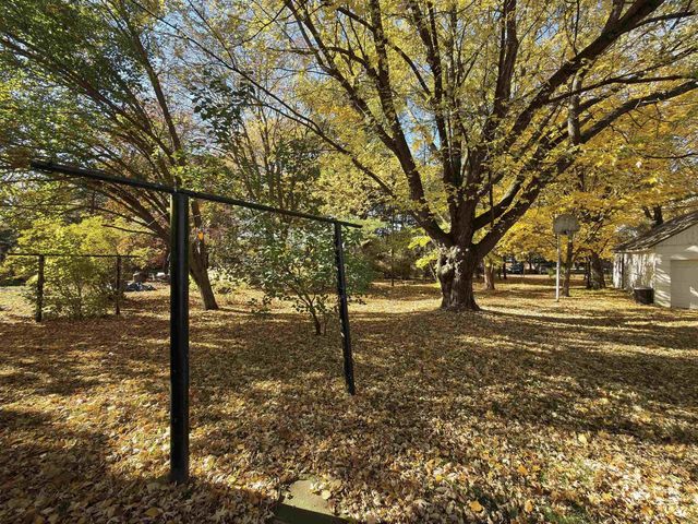 325 N WISCONSIN STREET, Berlin, WI 54923