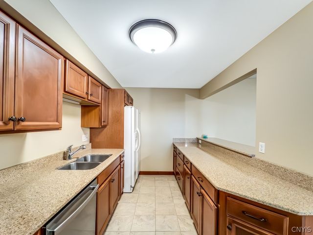 917 Madison Street 5, Syracuse, NY 13210