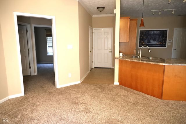 45 Golden Tree Lane, Indianapolis, IN 46227