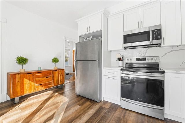 73 Hudson St, Milton, MA 02186