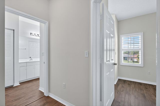 625 Fairway Dr 302, St Augustine, FL 32084