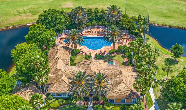 625 Fairway Dr 302, St Augustine, FL 32084