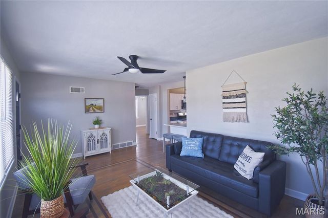 7740 General Sherman Lane, St Louis, MO 63123