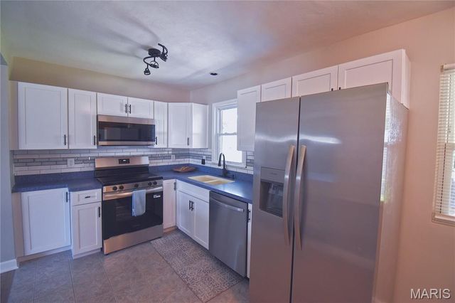 7740 General Sherman Lane, St Louis, MO 63123